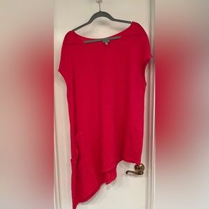 Niche hot pink linen/rayon tunic top.  Fun asymmetrical design with pocket
